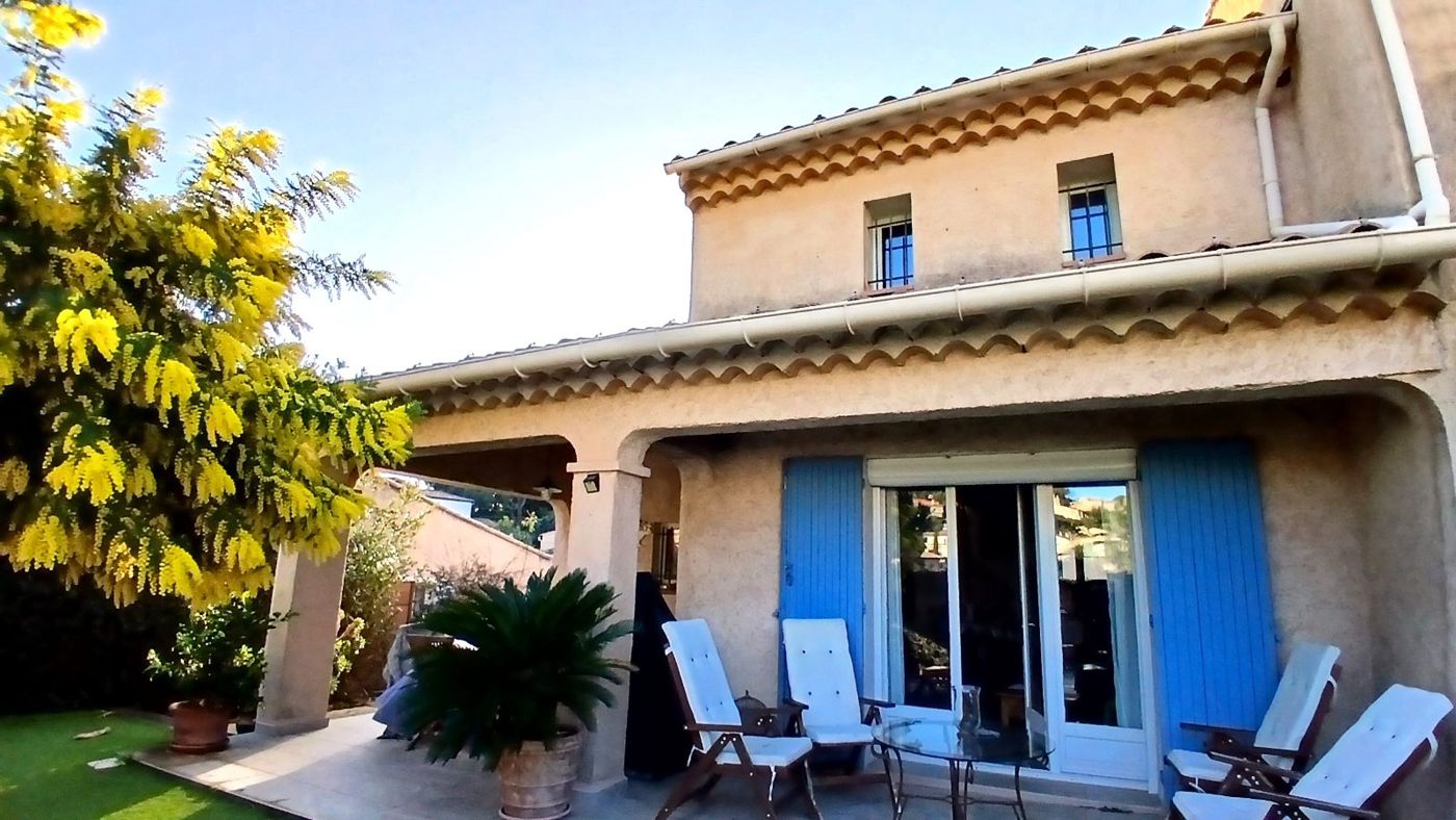Maison de 125 m² à Bormes-les-Mimosas en viager occupé – photo 1