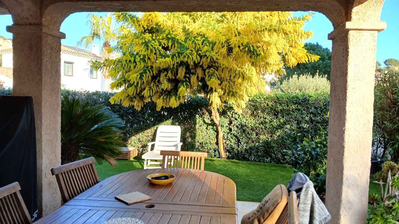 Maison de 125 m² à Bormes-les-Mimosas en viager occupé – photo 3