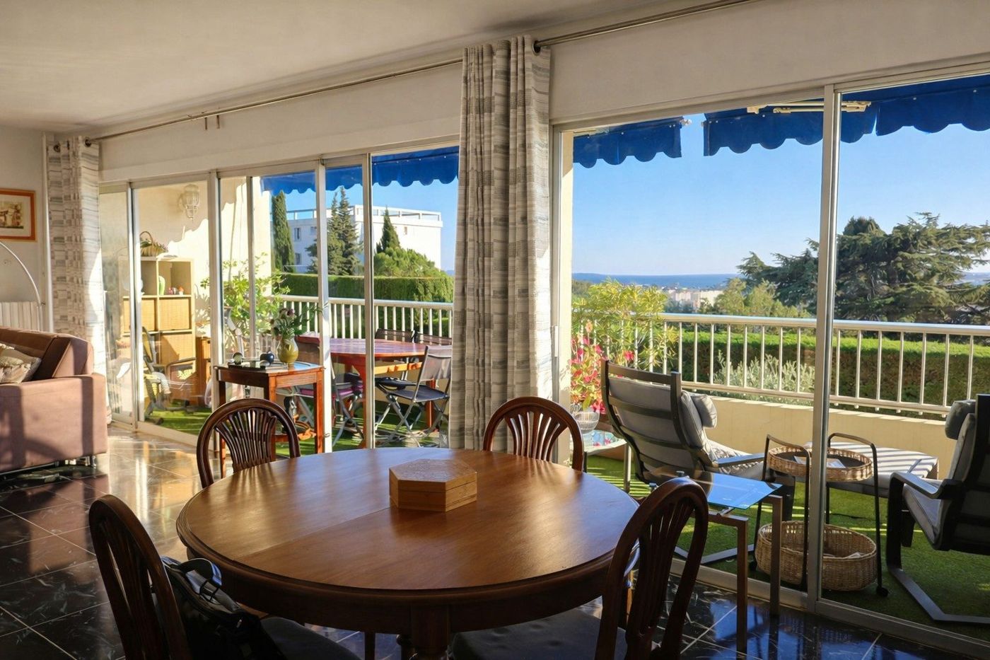 Appartement de 112 m² à Toulon en viager occupé – photo 2